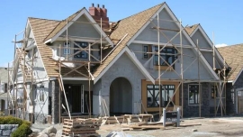 Seasonal Maintenance Tips from a Home Roofing Contractor