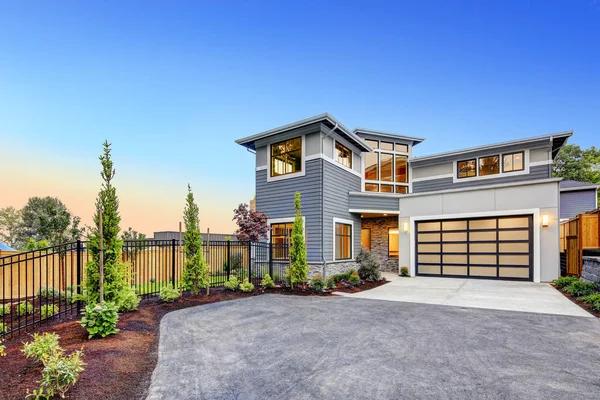 Fast Garage Door Installation Near Me Available