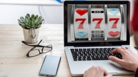 Discover Poker and Blackjack Formats with เว็บคาสิโนออนไลน์ for Table Game Fans