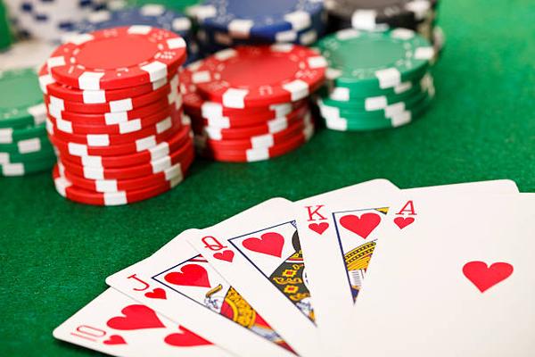 Discover Baccarat Tables and Slots with คาสิโนออนไลน์ for Casino Gaming