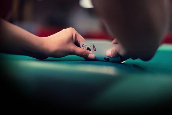 How Players Research the Reputation of top online casinos